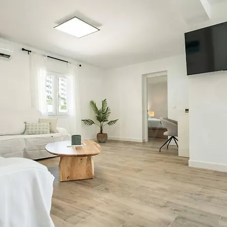 With Private Heated Pool By The & Port - By Rems
